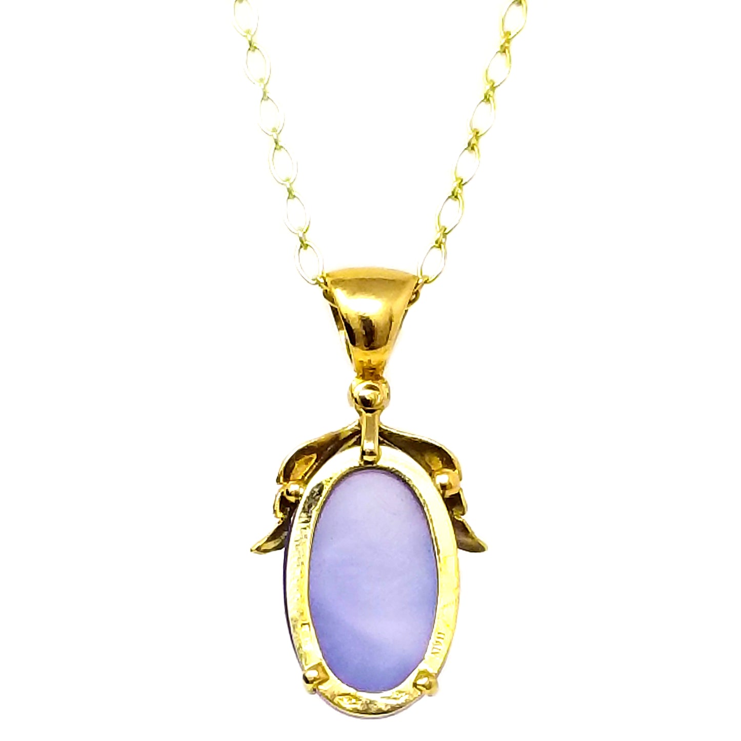 Chalcedony Sylvia 18kt Pendant