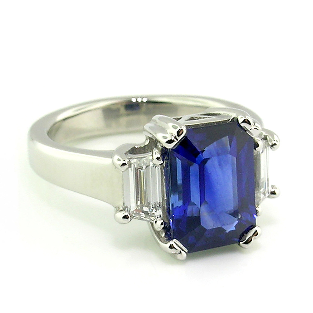 Royal Blue Sapphire & Diamond Ring