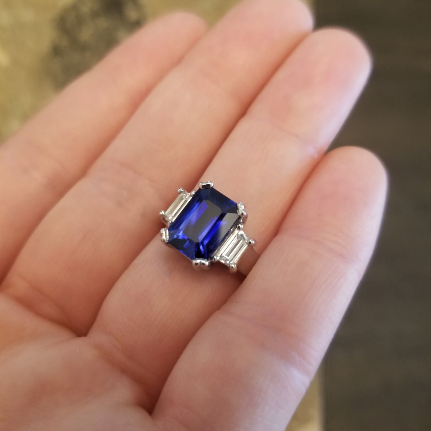Royal Blue Sapphire & Diamond Platinum Ring (GRS lab report)