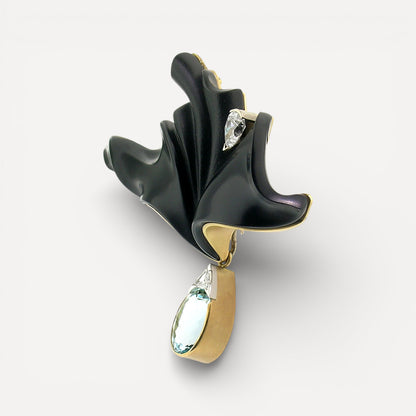Chalcedony Carving by Steve Walters in an 18kt Brooch and Pendant with an Aquamarine Drop by ART Guyon for Cynthia Scott Jewelry