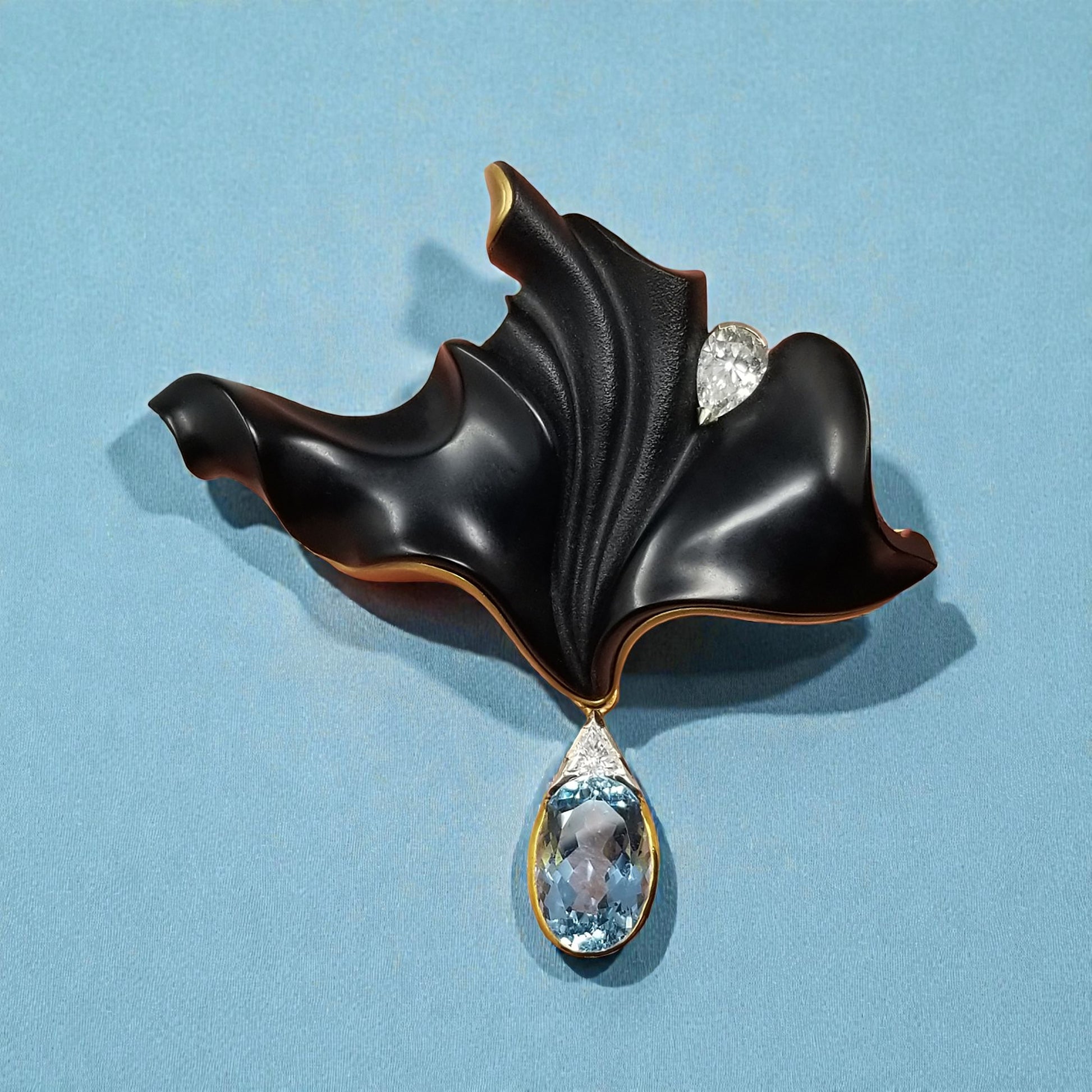 Chalcedony Carving by Steve Walters in an 18kt Brooch and Pendant with an Aquamarine Drop by ART Guyon for Cynthia Scott Jewelry