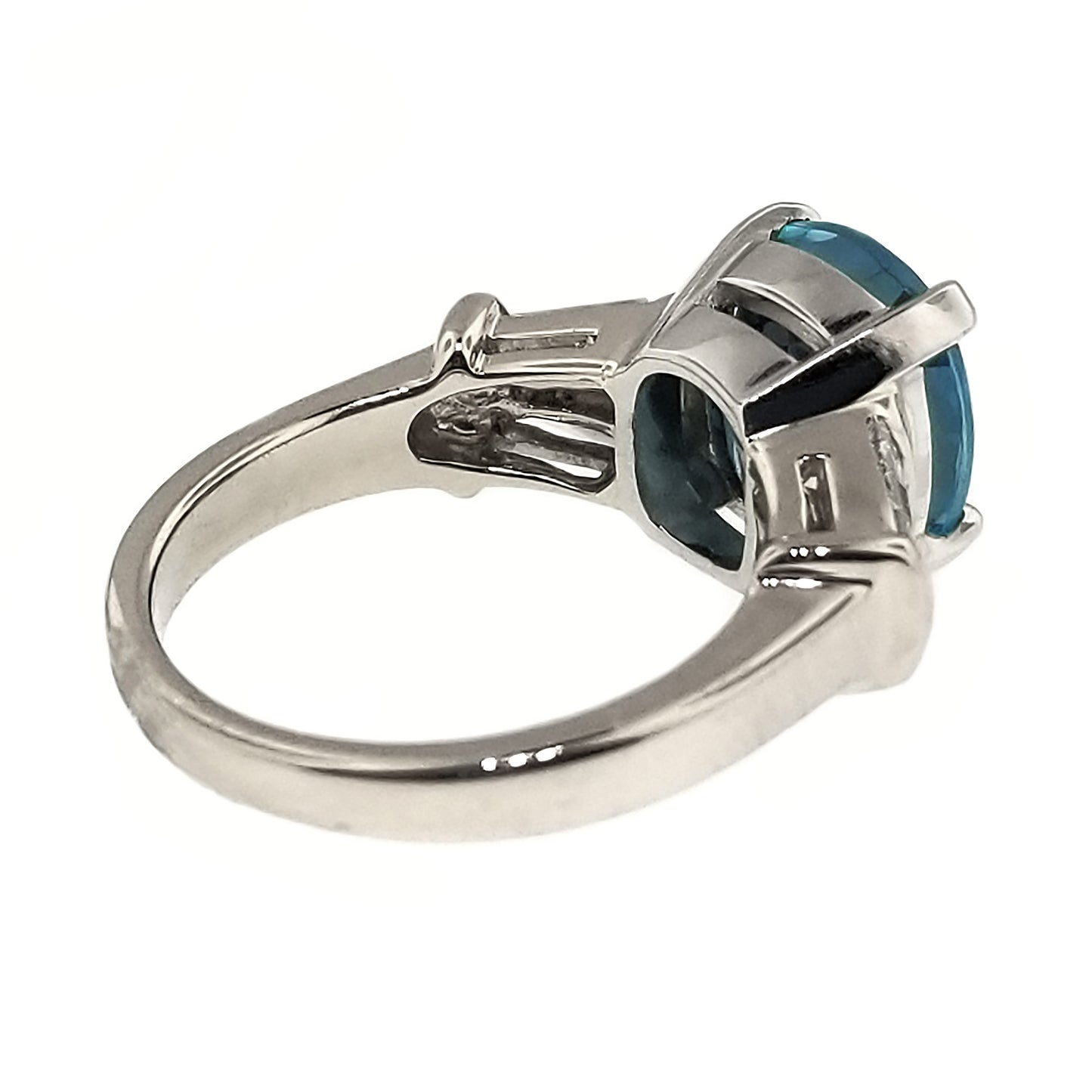 Blue Zircon & Diamond 18kt Ring