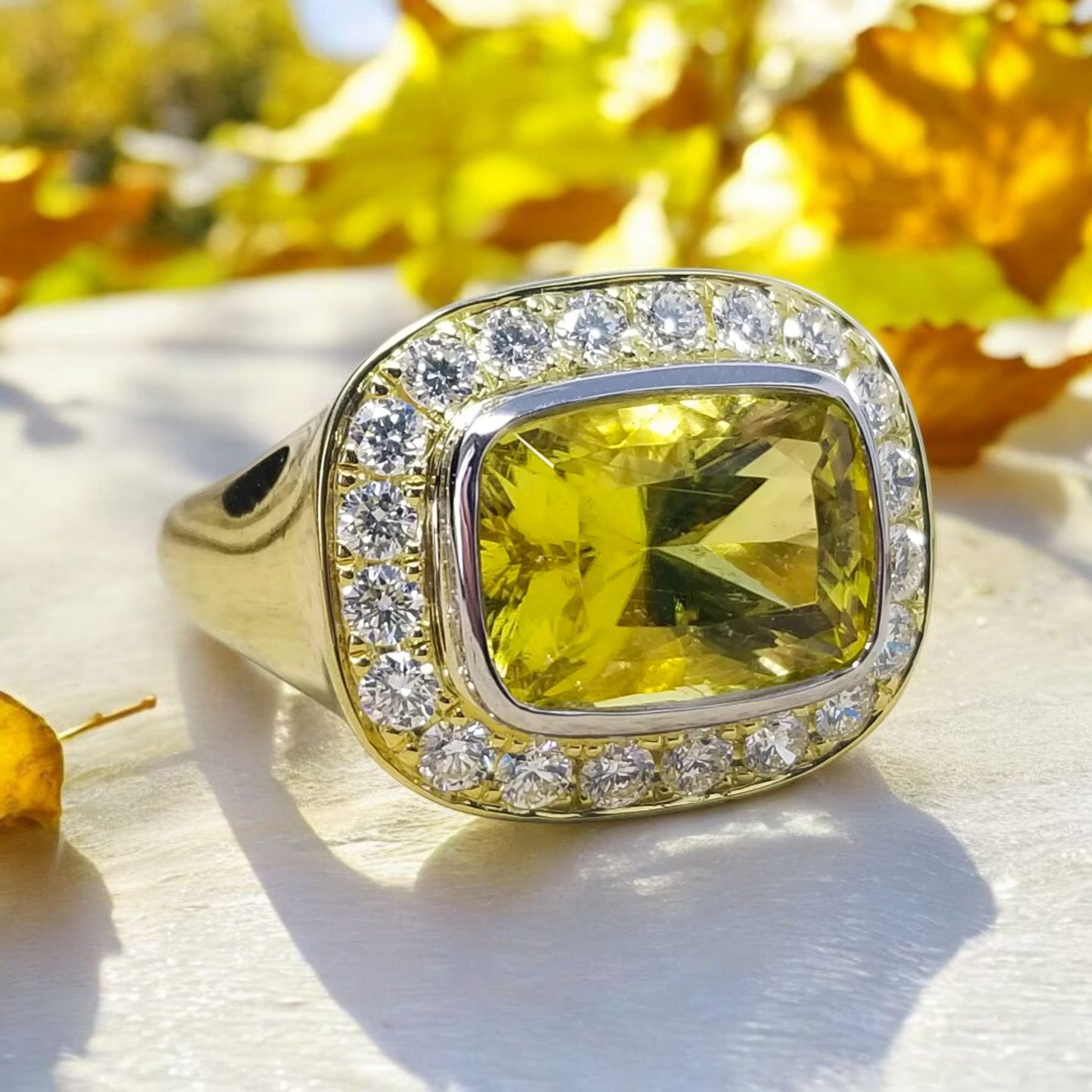 Canary Tourmaline 18kt Aphrodite Ring (GIA)